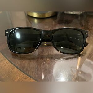 Ray-Ban Women's Sunglasses - Tortoise Frame with Dark Green Lenses